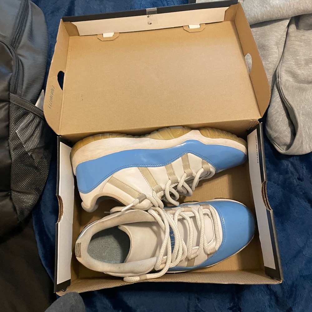 Jordan 11 unc